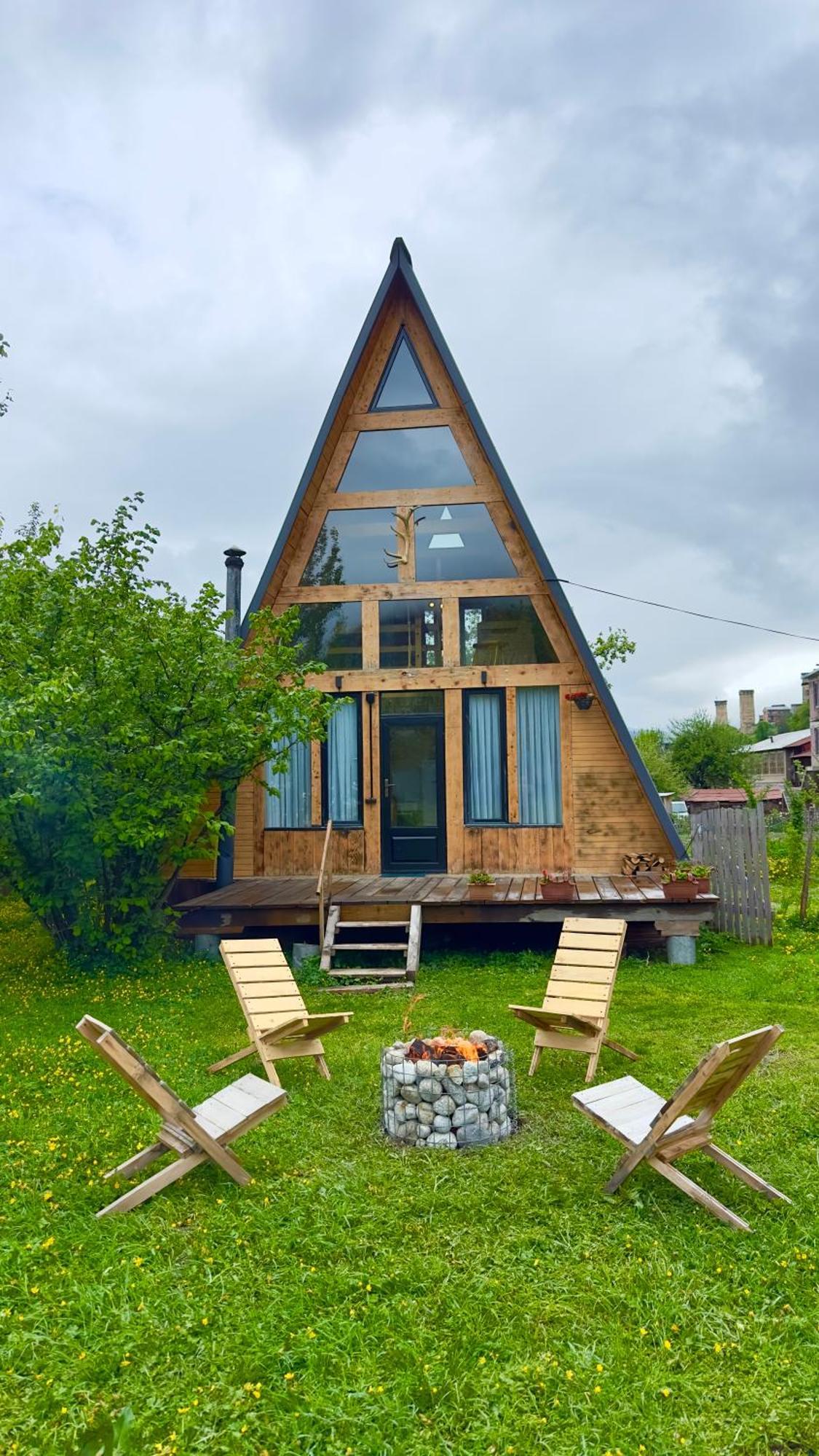 A-Frame Mestia Eksteriør bilde